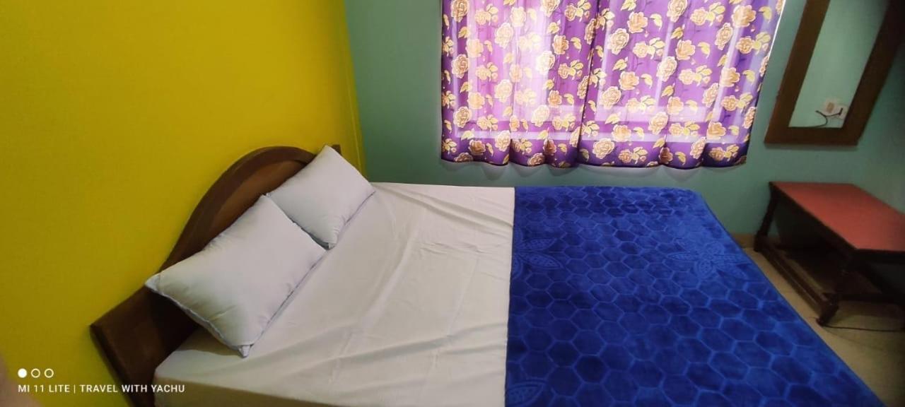 Hotel Nakshatra 우티 외부 사진