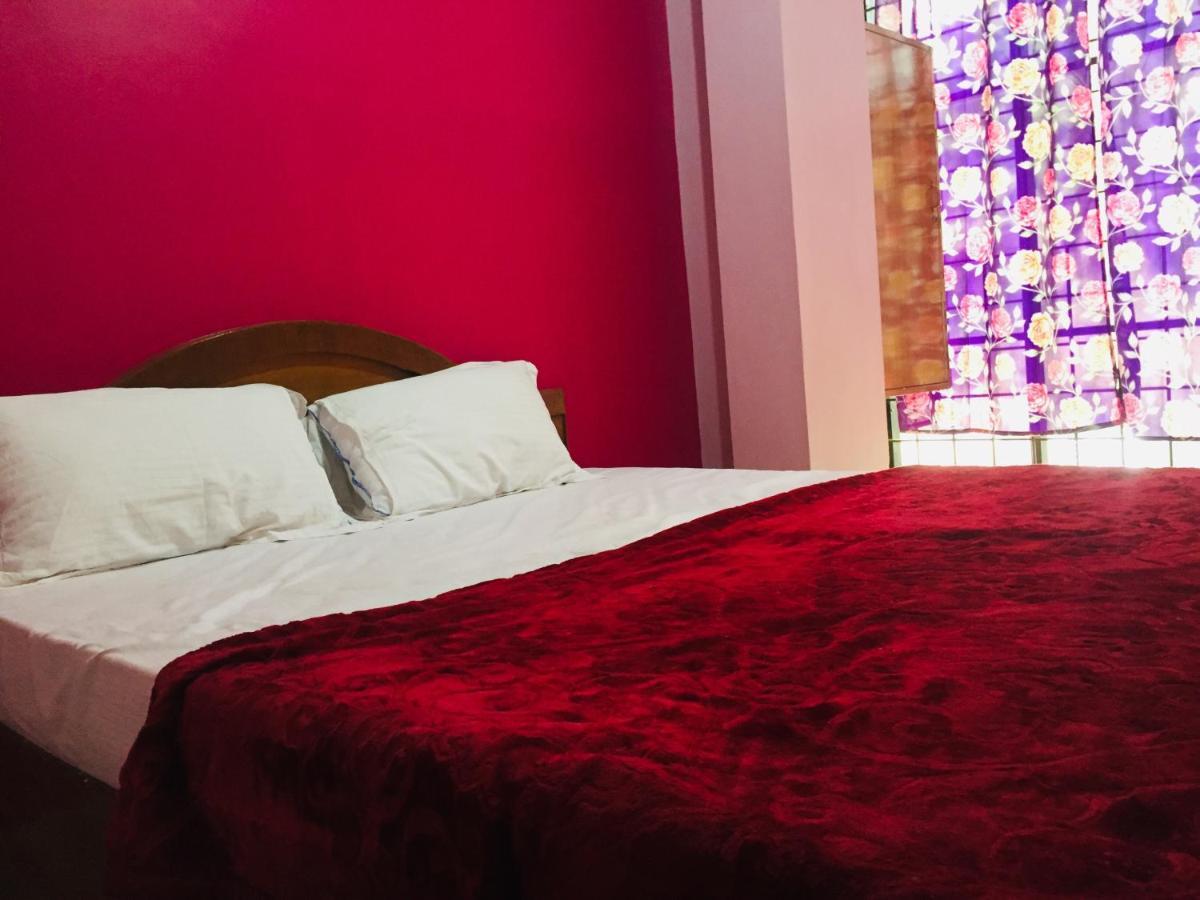 Hotel Nakshatra 우티 외부 사진